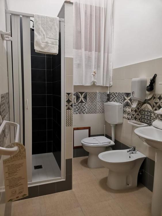 Hotel Fratelli Clemente And 3*
